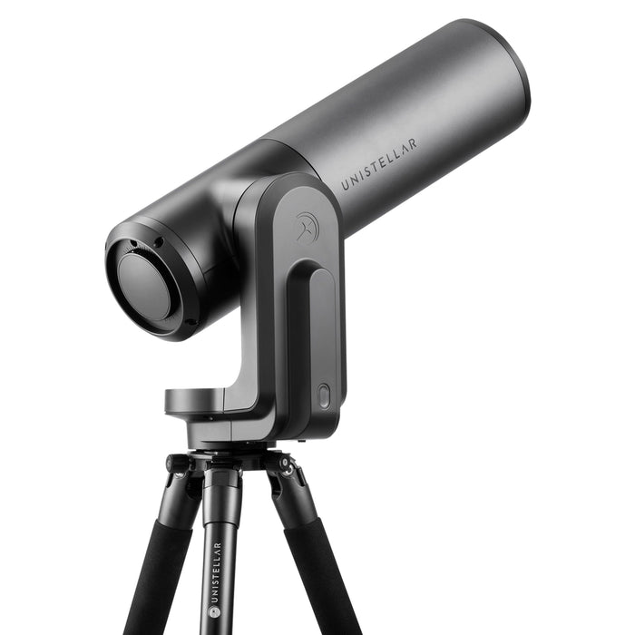 Unistellar eVscope eQuinox and Free Backpack - Smart Digital Reflector Telescope